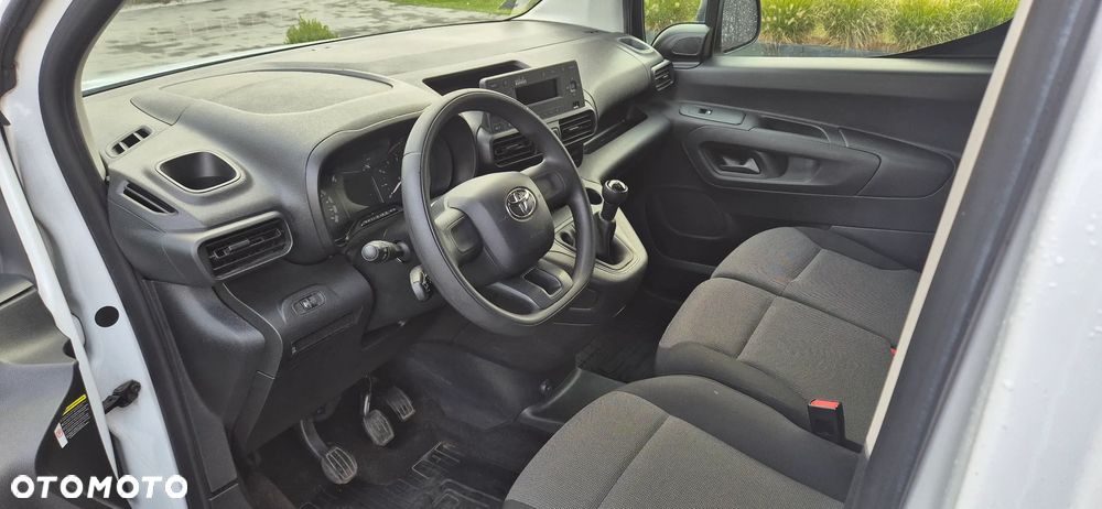 Toyota Proace City - 25