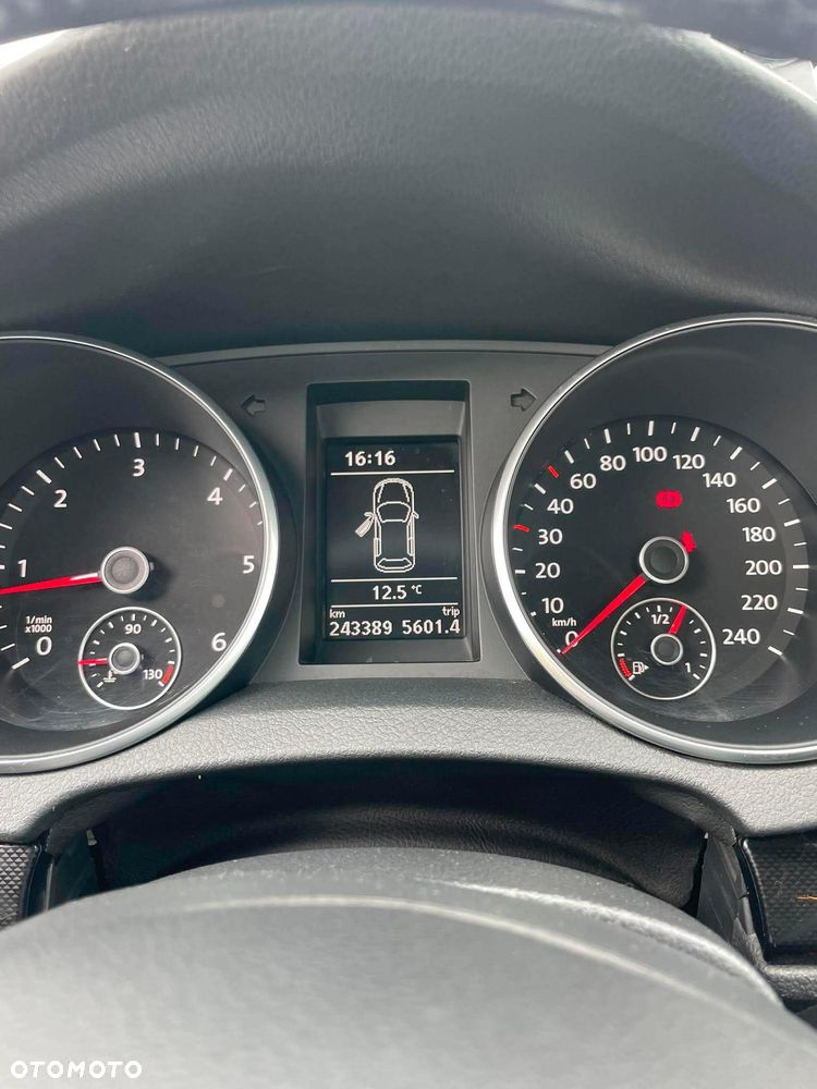 Volkswagen Golf 1.6 TDI Highline - 2