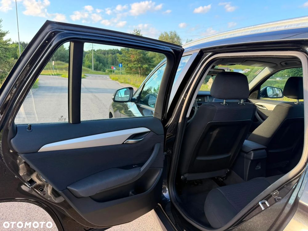 BMW X1 sDrive18d - 10