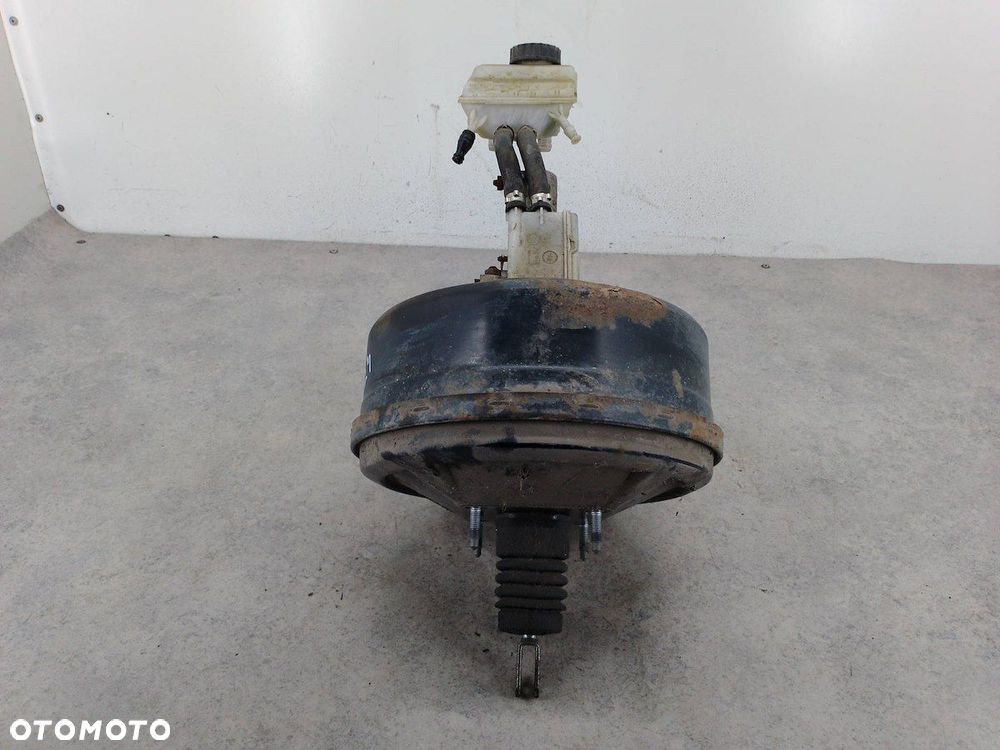 SERWO HAMULCOWE MERCEDES-BENZ VITO W639 A0014300108 0204024701  BOSCH 2.2 - 7