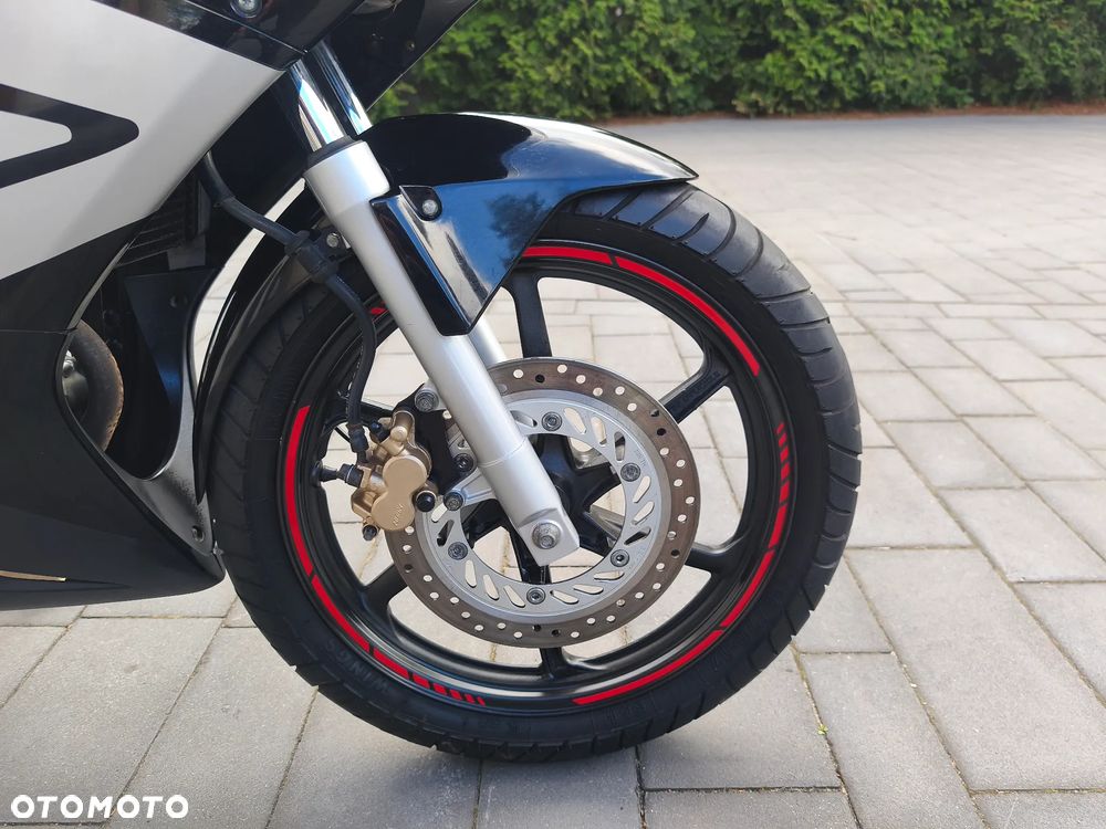 Honda CBR - 10