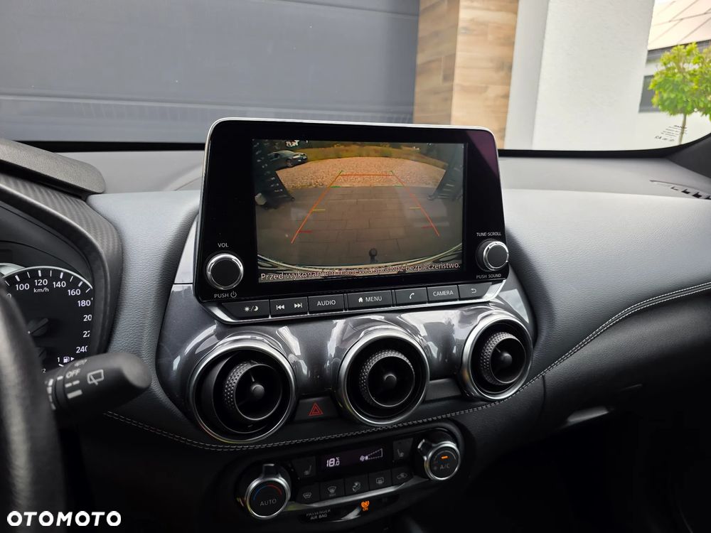 Nissan Juke 1.0 DIG-T Tekna - 27