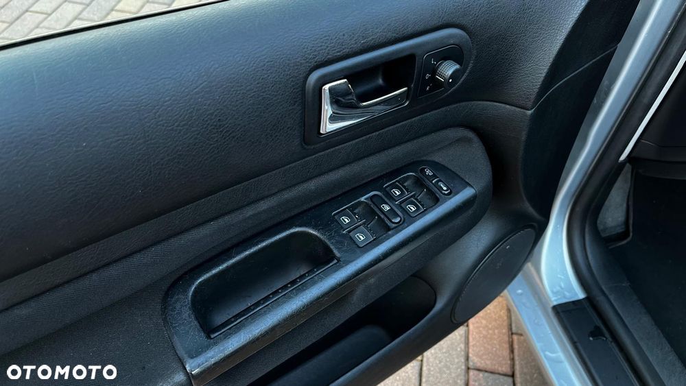 Volkswagen Golf 1.4 Basis - 5