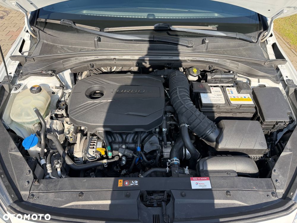 Kia Ceed 1.6 T-GDI GT-Challenge - 14