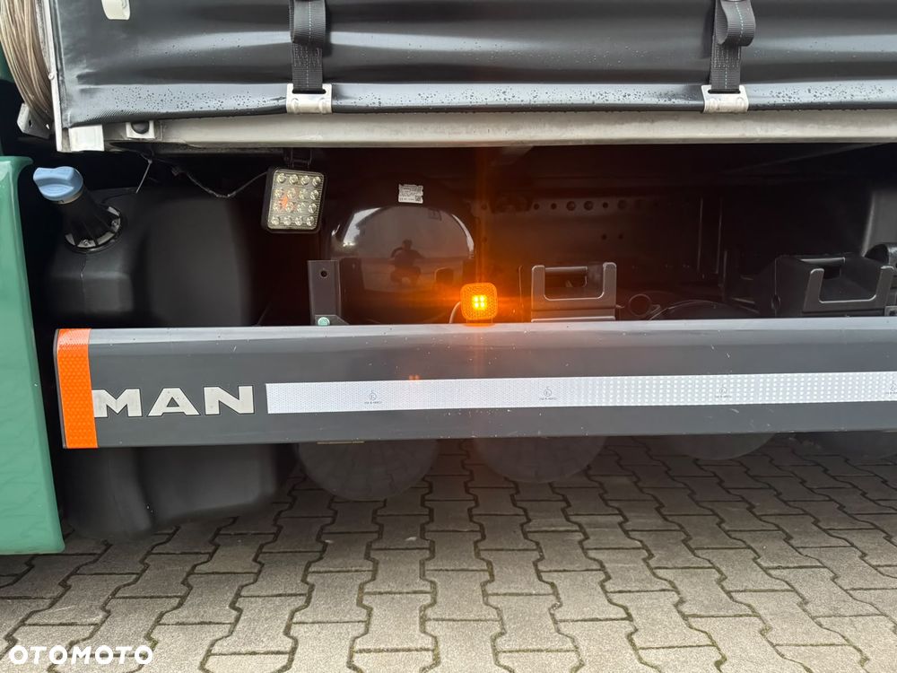 MAN Man TGX 24/460 Solówka z Windą - 37