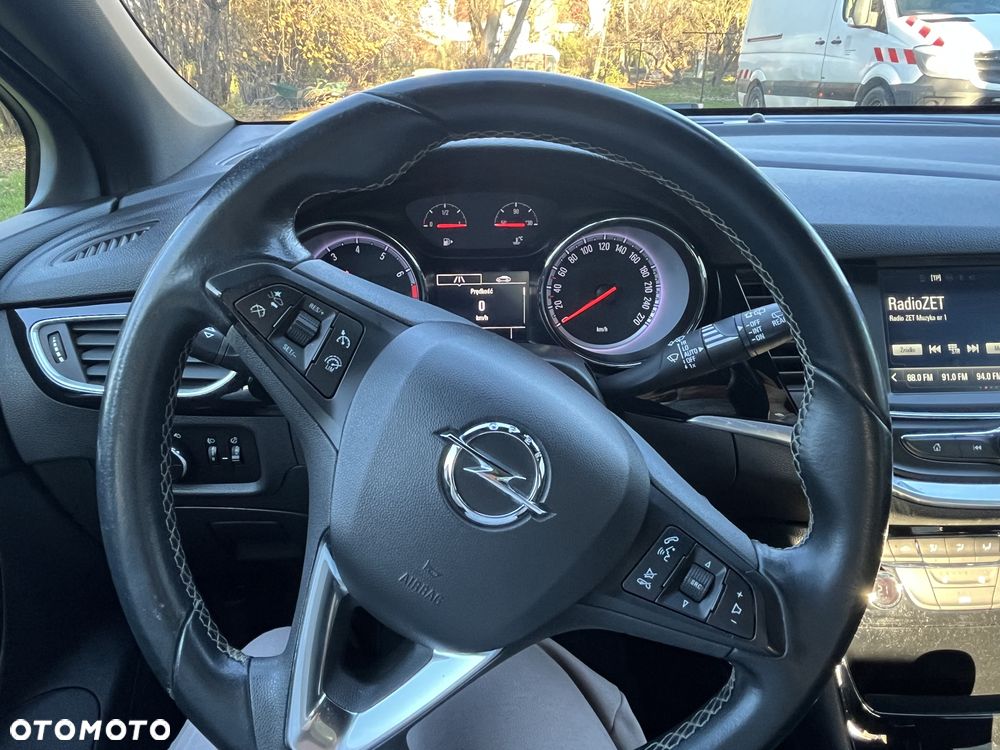 Opel Astra 1.4 T Dynamic - 10