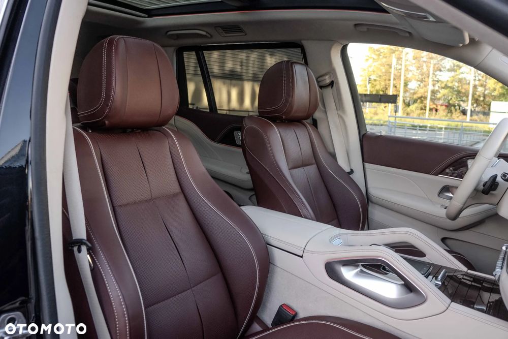 Mercedes-Benz GLS Maybach 600 4-Matic - 18