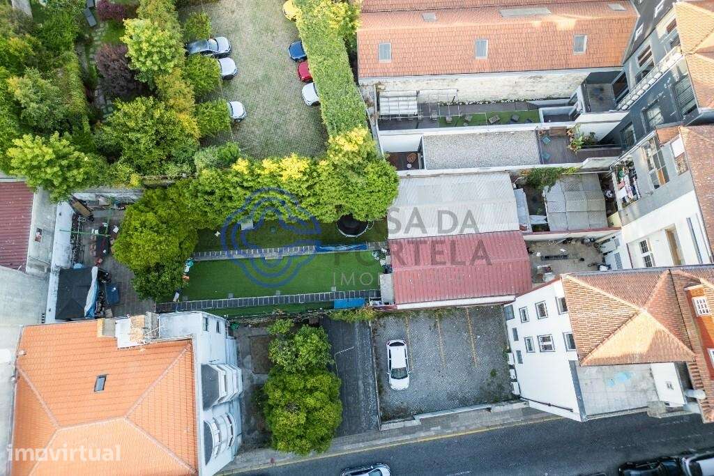 Prédio 4 pisos - Grande imagem: 4/16