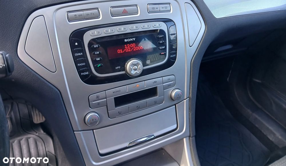 Ford Mondeo 2.2 TDCi Sport - 23