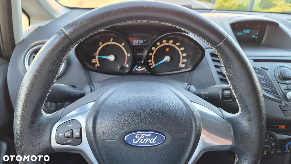 Ford Fiesta 1.5 TDCi Titanium - 12