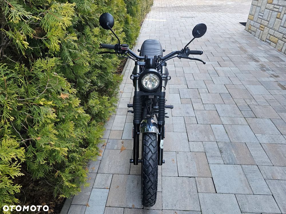 Brixton Cromwell - 7