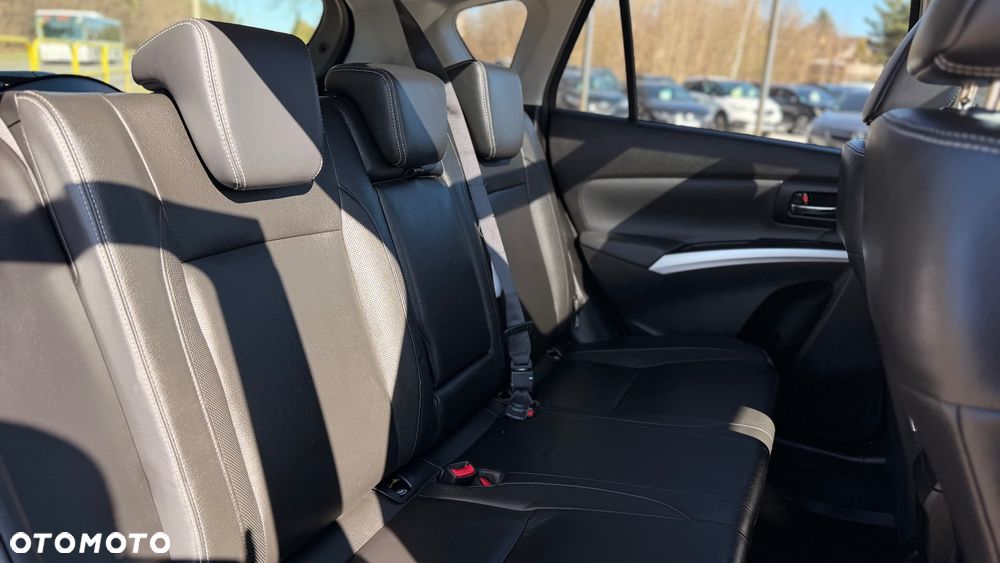 Suzuki SX4 S-Cross 1.6 DDiS 4x4 Comfort+ - 23
