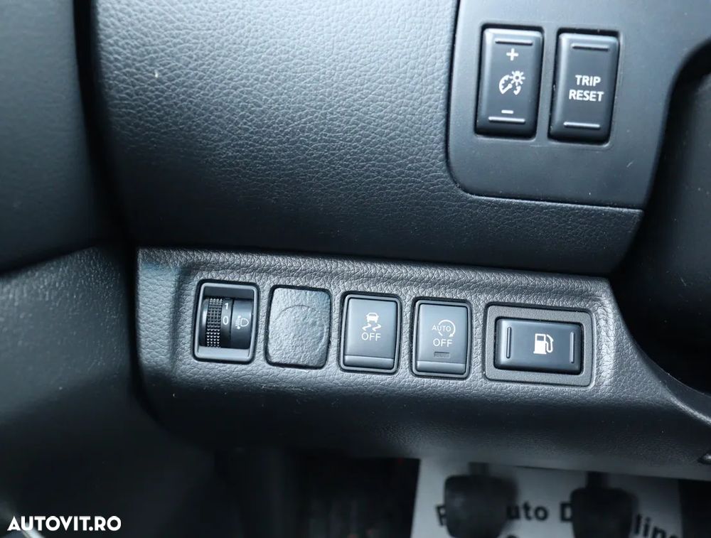 Nissan Navara - 14