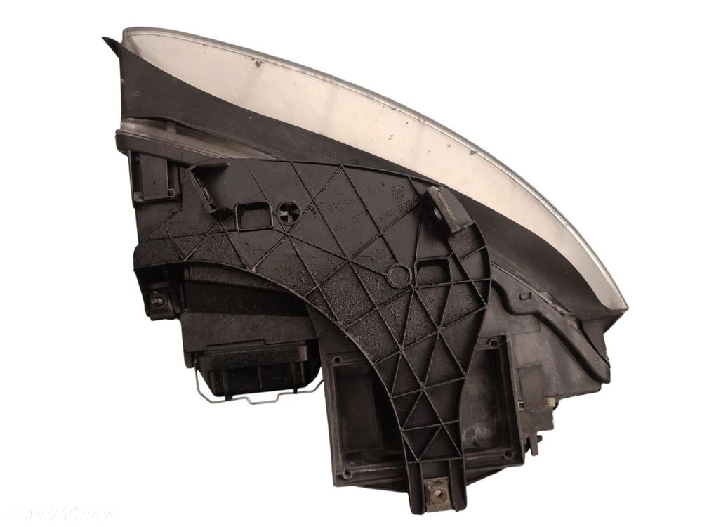 LAMPA LEWY PRZÓD AUDI A4 B6 (2000-2006) 1.9 TDI 130KM 8E0941003F - 2