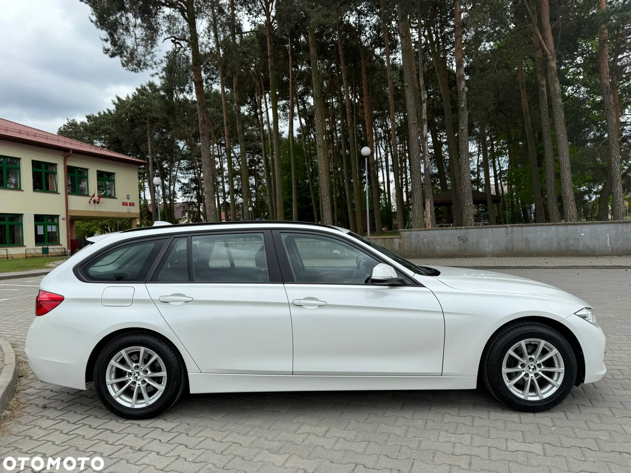 BMW Seria 3 318d Sport Line Shadow - 19