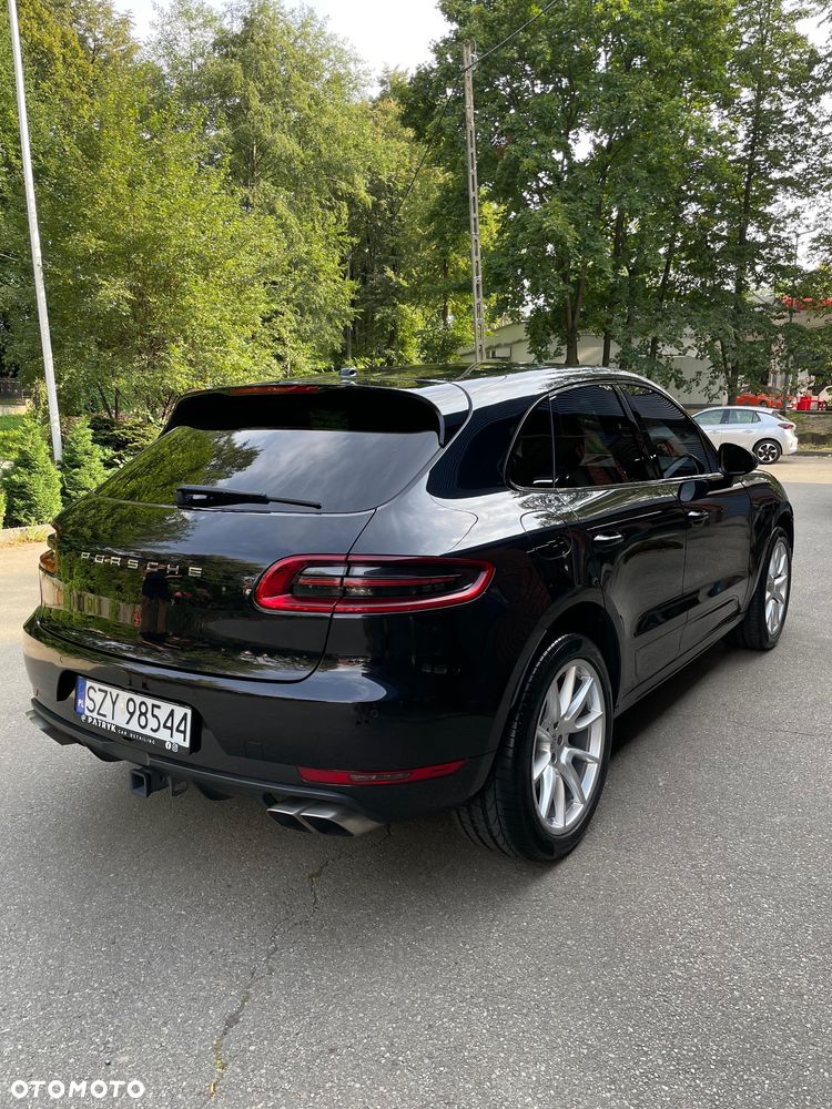 Porsche Macan Turbo PDK - 10
