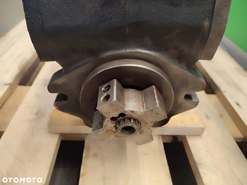 Pompa hydrauliczna A4VG56DA1D832 SCHAFFER 670 T - 10