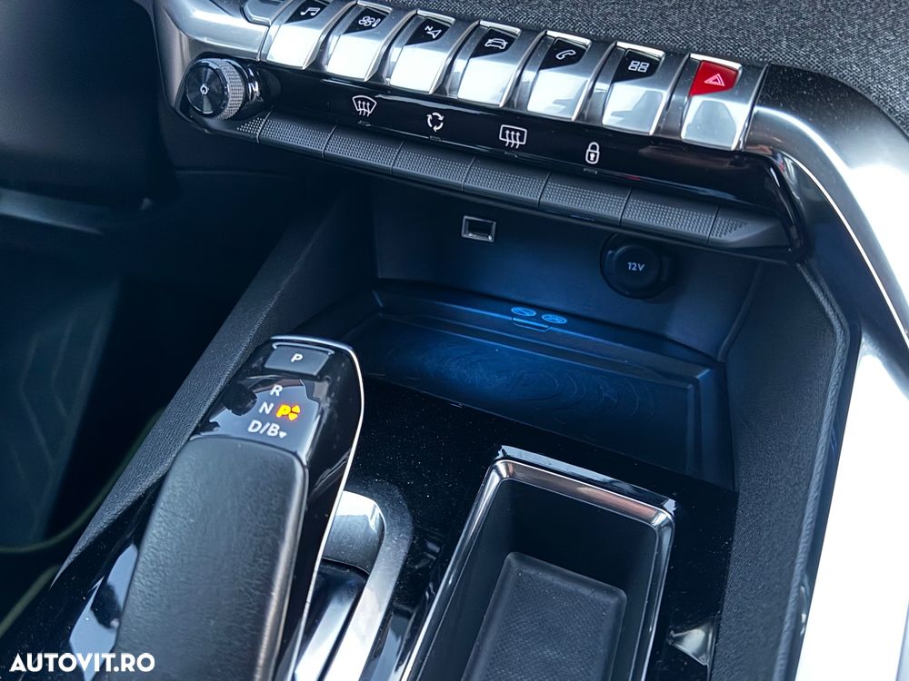 Peugeot 3008 225 e-EAT8 GT Pack - 30