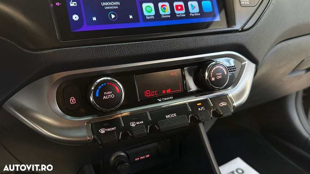 Kia Rio - 16