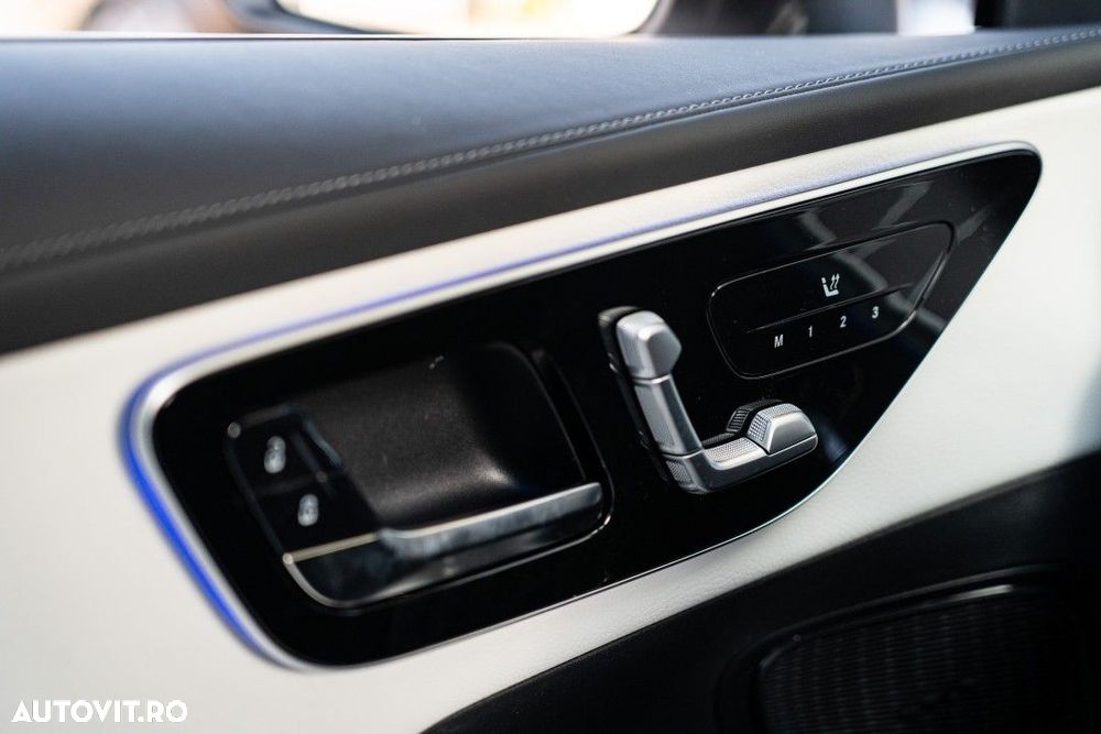 Mercedes-Benz GLC - 28