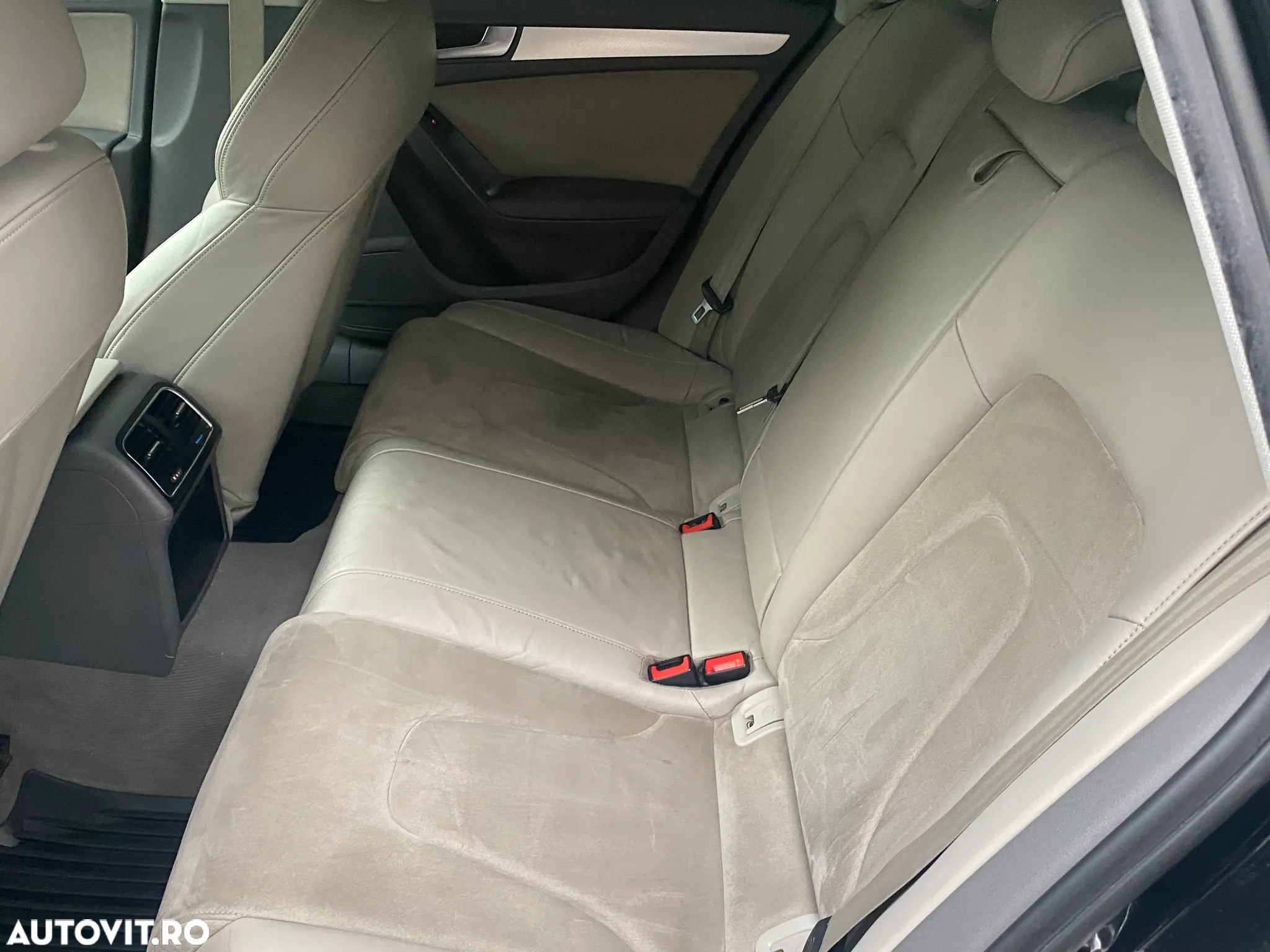 Audi A4 2.0 TDI B8 - 15