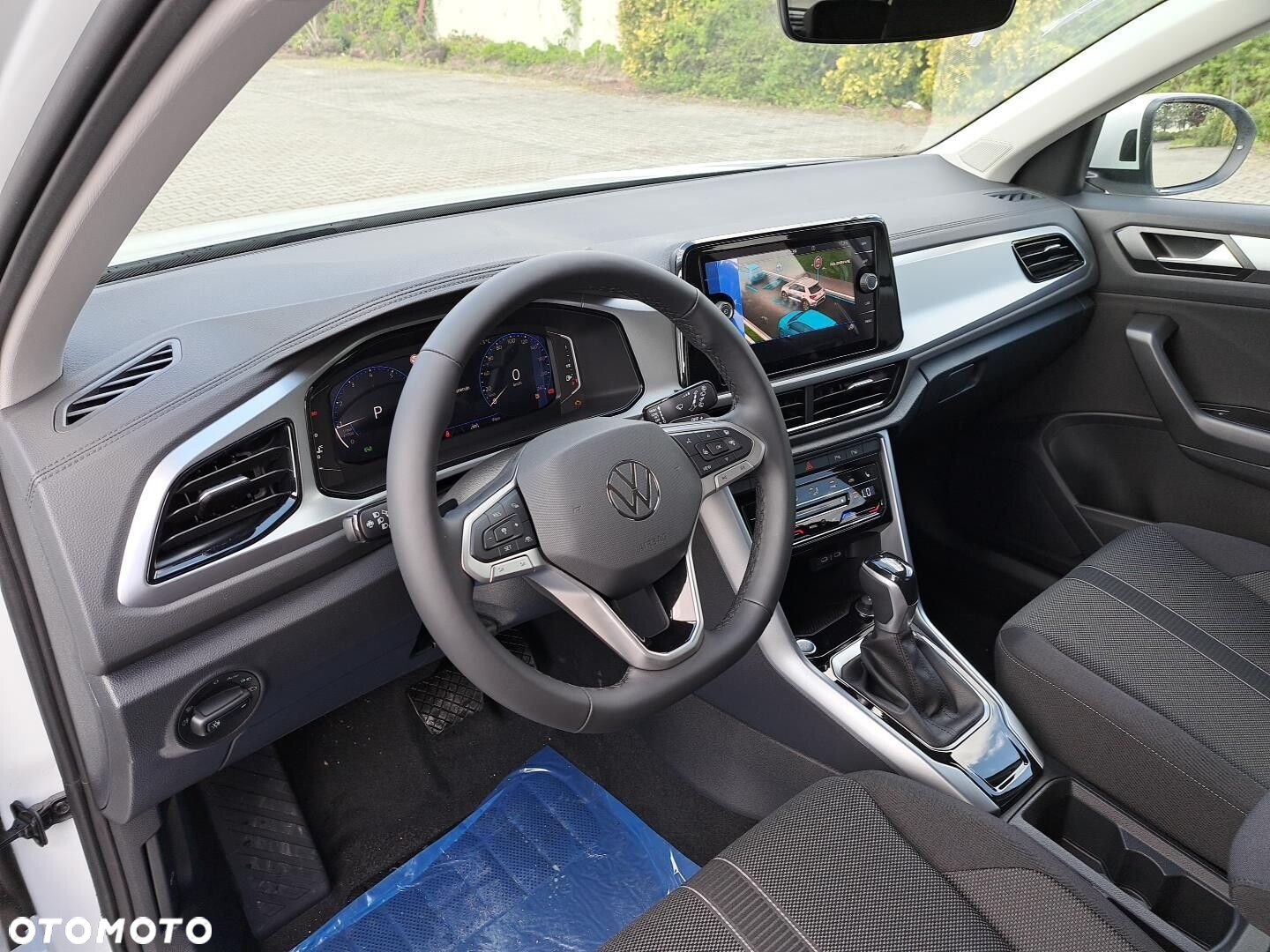 Volkswagen T-Roc 1.5 TSI Life Plus DSG - 9