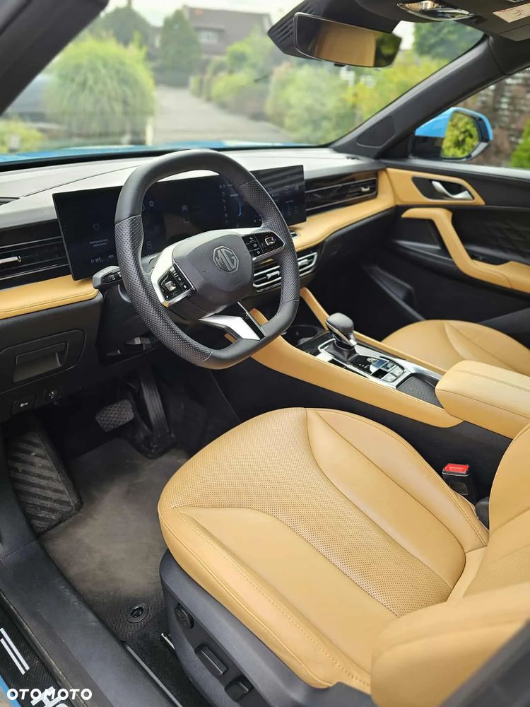 MG HS 1.5 T-GDI Exclusive DCT - 7