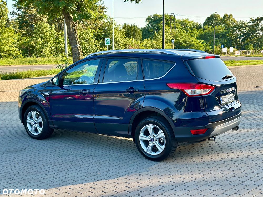 Ford Kuga 2.0 TDCi 2x4 Titanium - 8