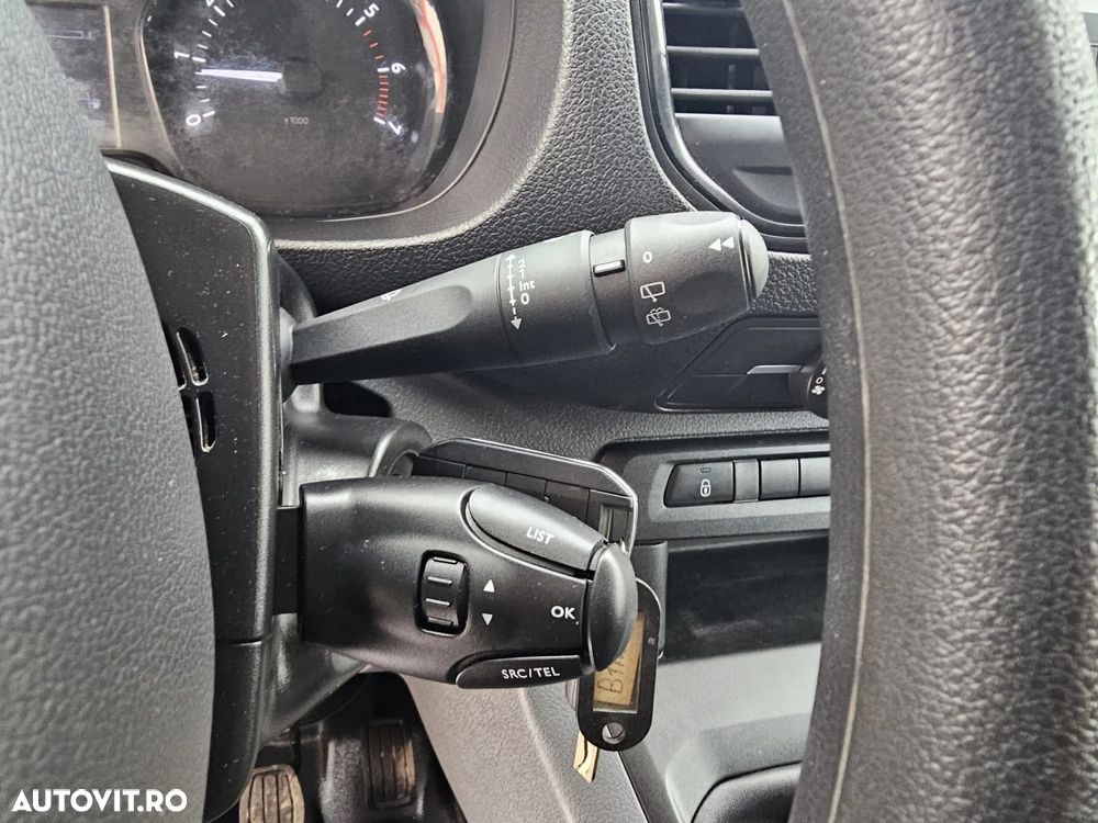 Toyota Proace 1.5 D-4D 120CP 8+1 L2H1 Base+ - 19