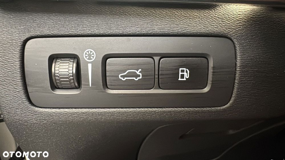 Volvo XC 90 T8 AWD Plug-In Hybrid R-Design 7os - 21