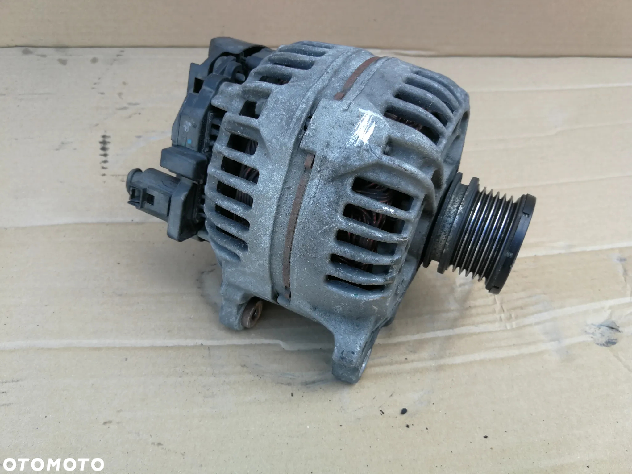 Audi A4 B8 A5 alternator 03G903016E 2.0TDI CR - 3