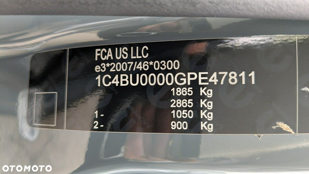 Jeep Renegade - 23