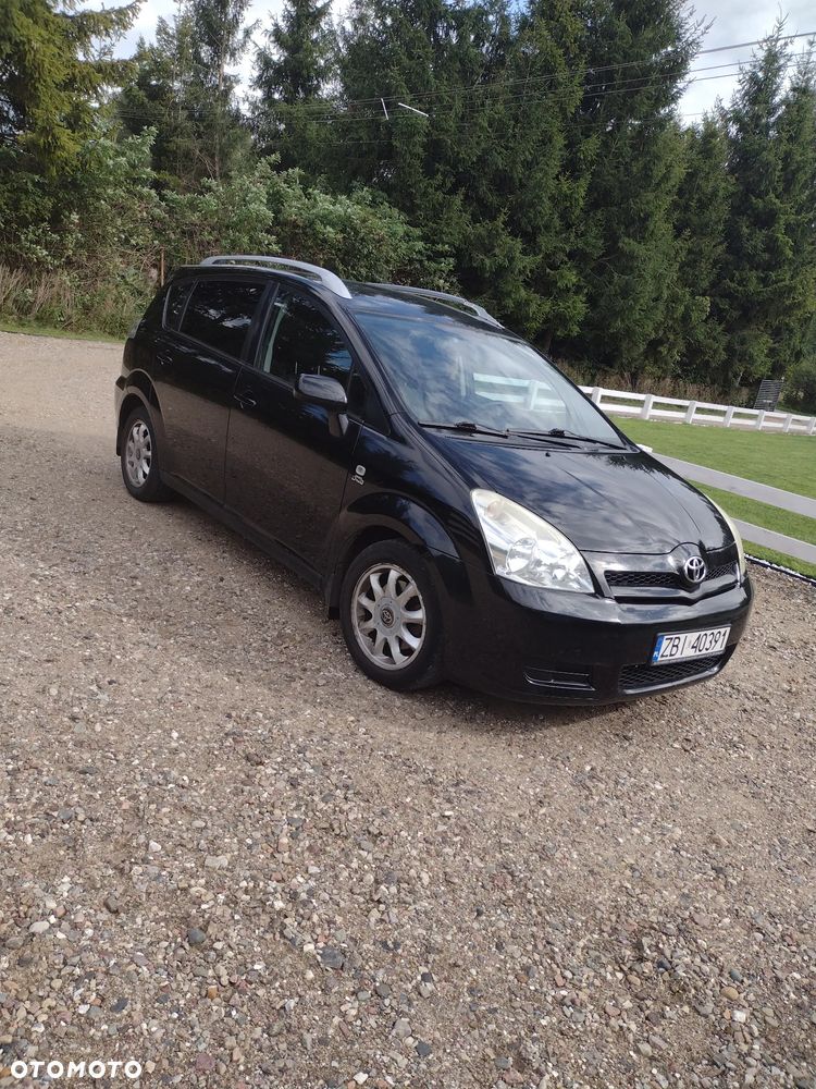 Toyota Corolla Verso - 1