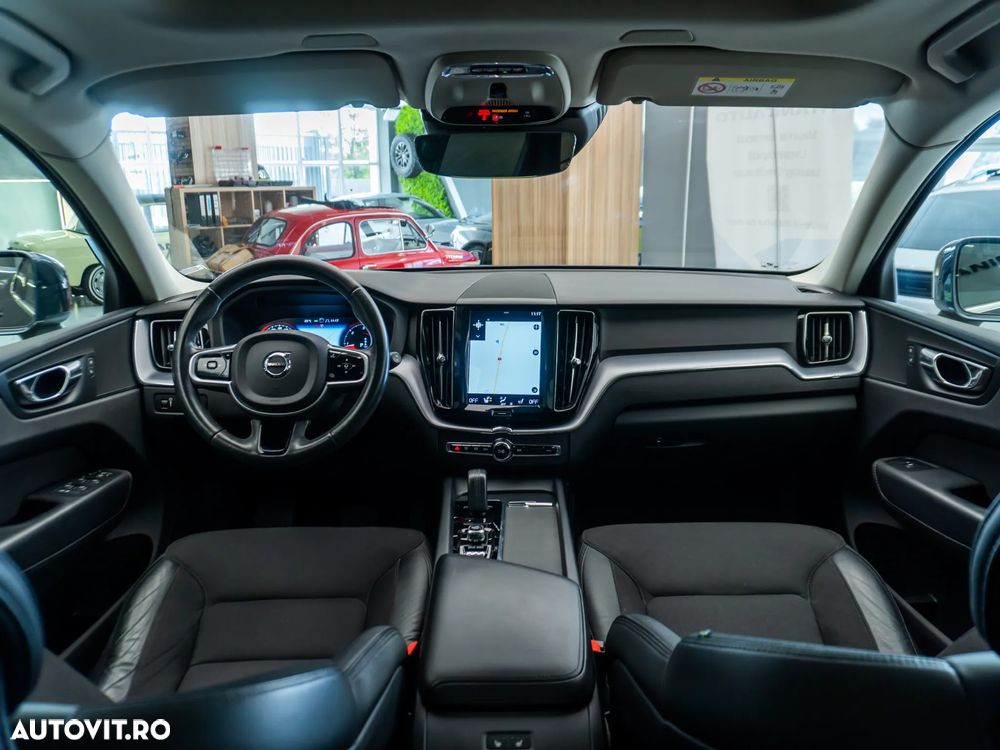 Volvo XC 60 B4 D AWD Geartronic Momentum Pro - 7