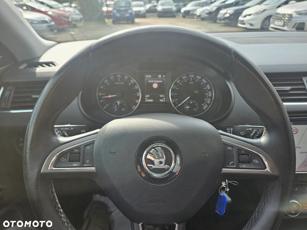 Skoda Octavia 2.0 TDI DSG Sport Edition - 20