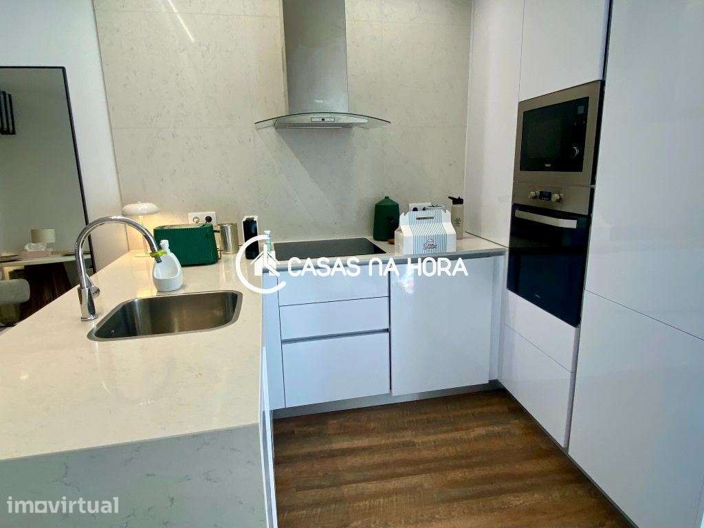 Moradia Triplex T2 em Almada na Rua Capitão Leitão - Grande imagem: 5/27