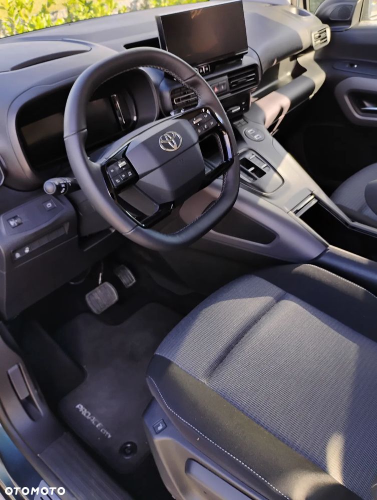 Toyota Proace City Verso Long 1.5 D-4D Family - 9