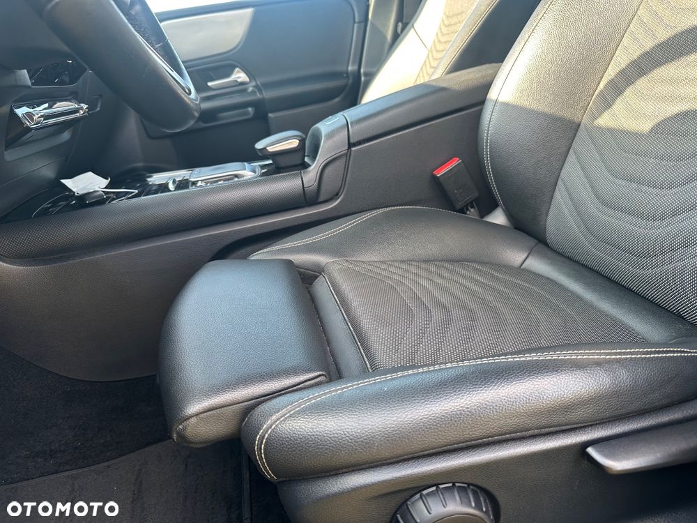 Mercedes-Benz Klasa B 250 e 8G-DCT Edition 2021 - 16