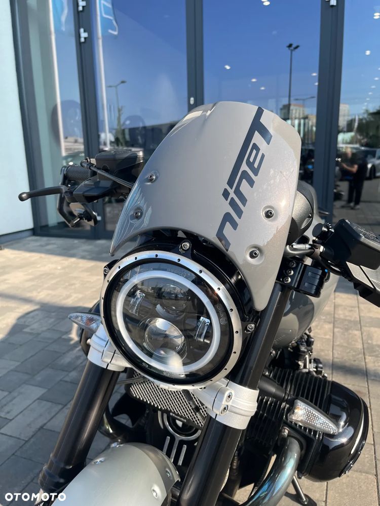 BMW R - 17