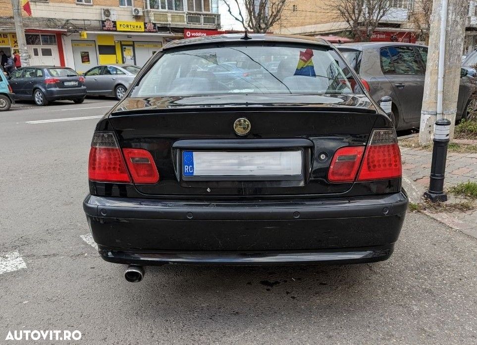 BMW Seria 3 316i - 10