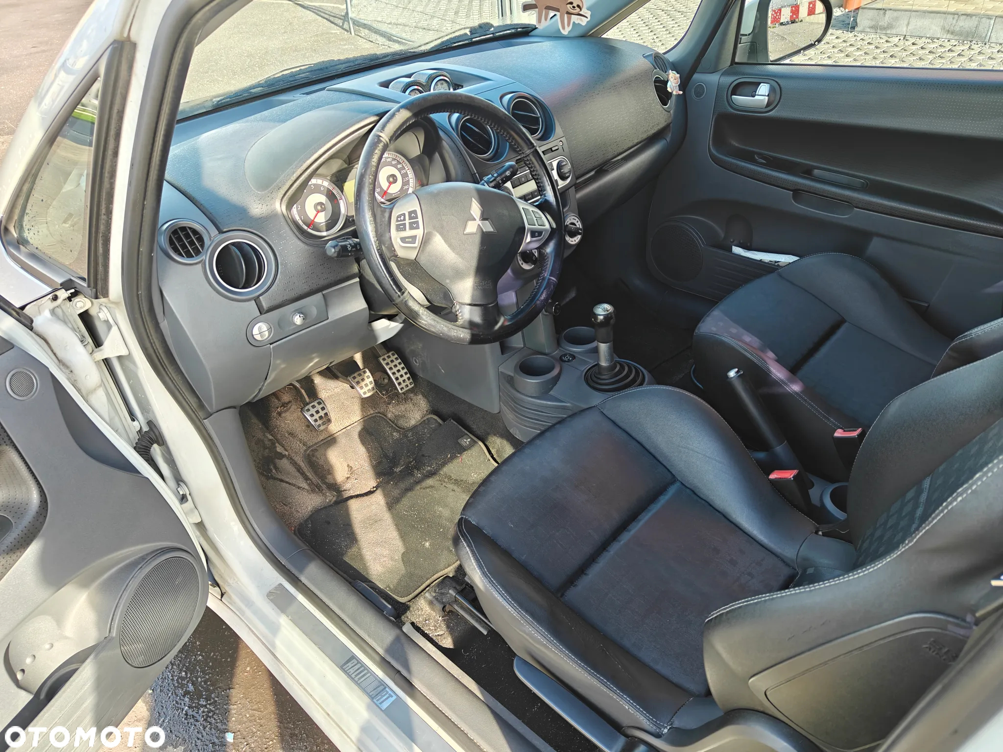 Mitsubishi Colt 1.5 T Ralliart - 4