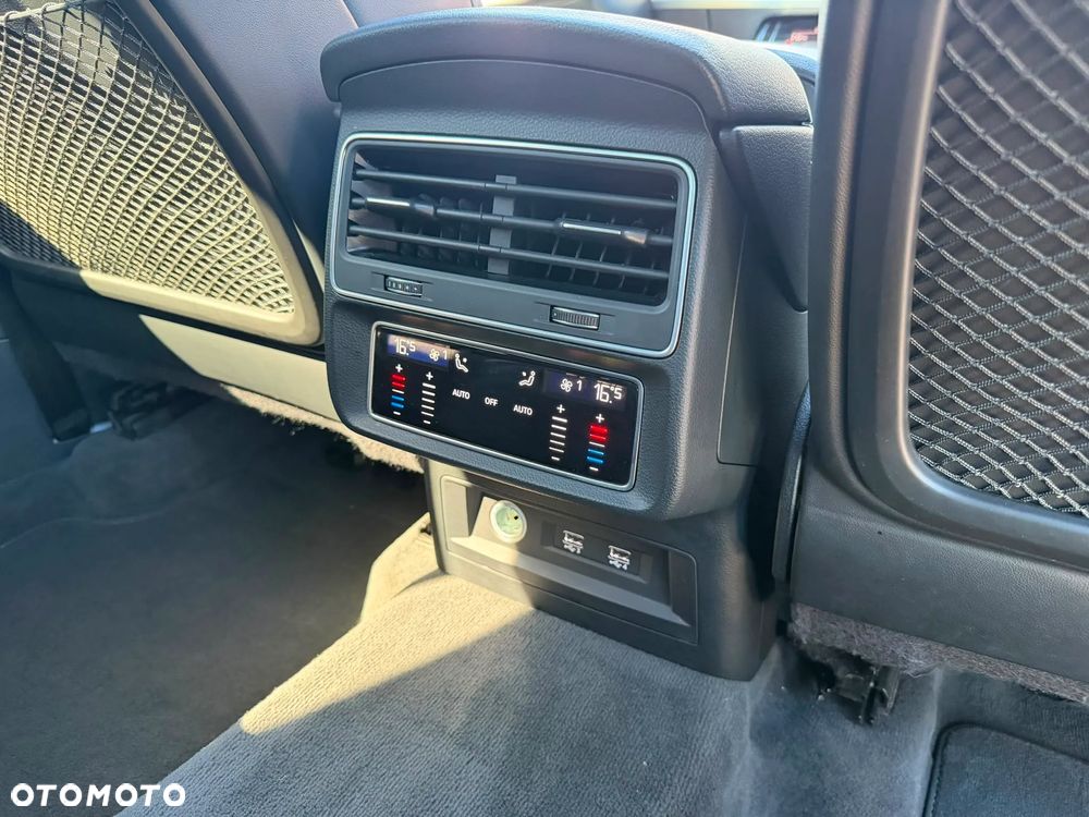 Audi Q8 50 TDI mHEV Quattro Tiptronic - 12