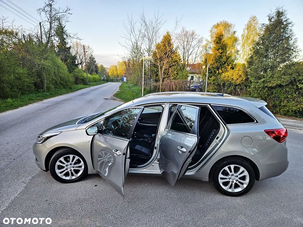 Kia Ceed 1.6 GDI ISG Spirit - 24