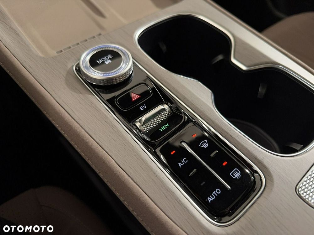 Chery Tiggo 8 - 35