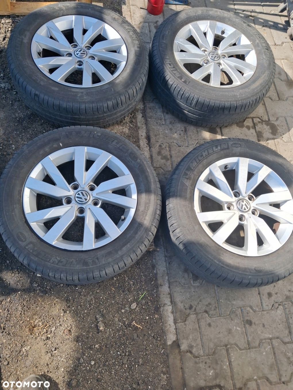 Koła felgi aluminiowe opony VW Passat B8 5x112 6.5" x 16" ET 41 3G0601025BJ - 1