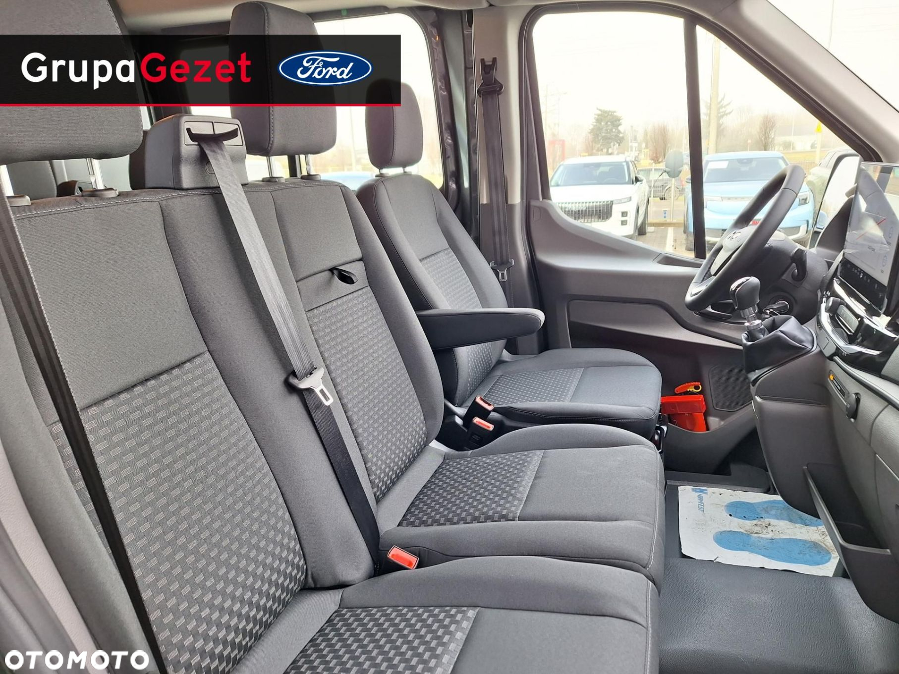Ford Transit - 13