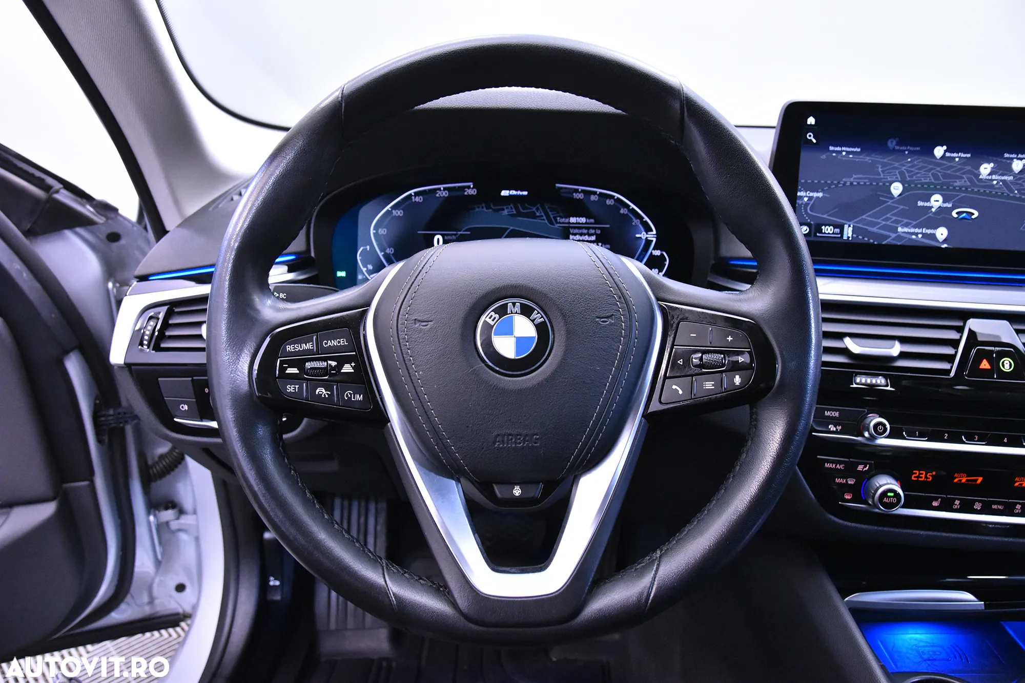 BMW Seria 5 530e AT PHEV - 16
