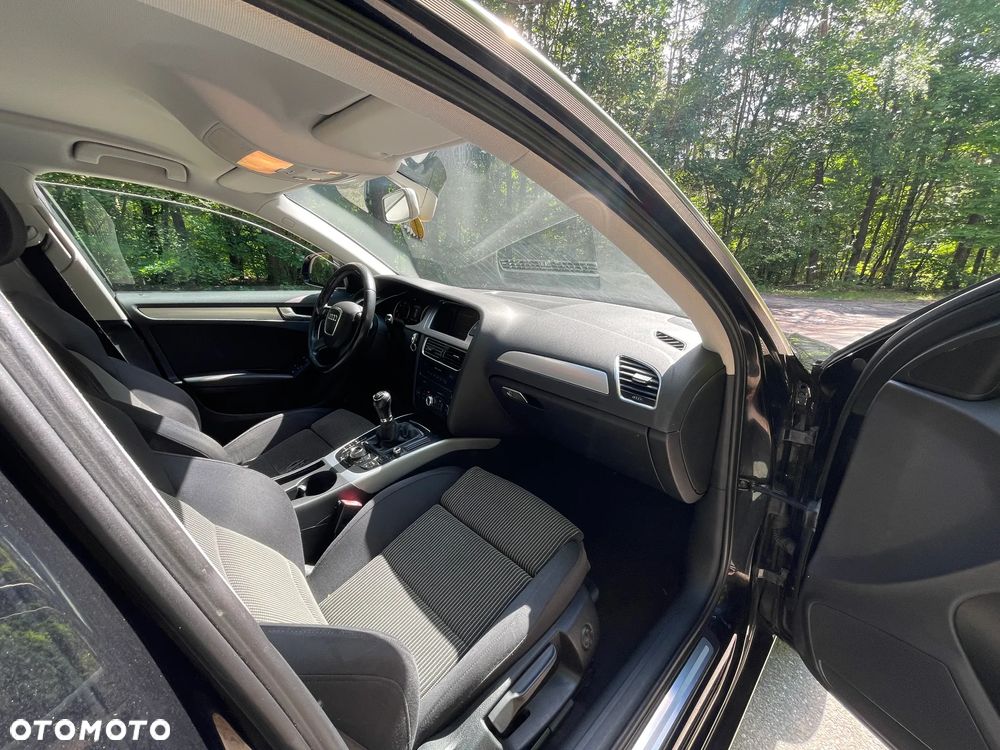 Audi A4 Avant 2.0 TDI - 13