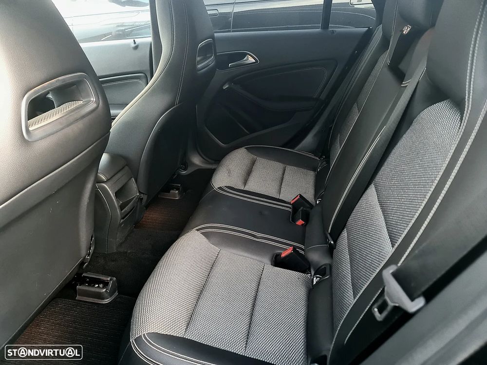 Mercedes-Benz CLA 180 d Shooting Brake Urban - 12
