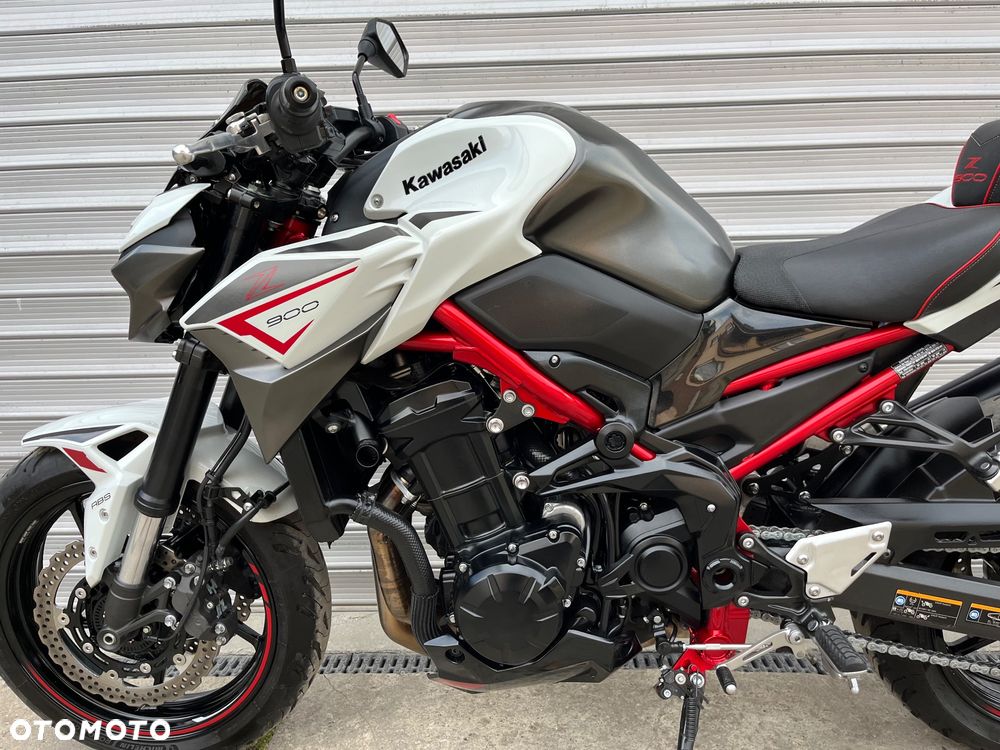 Kawasaki Z 900 - 33